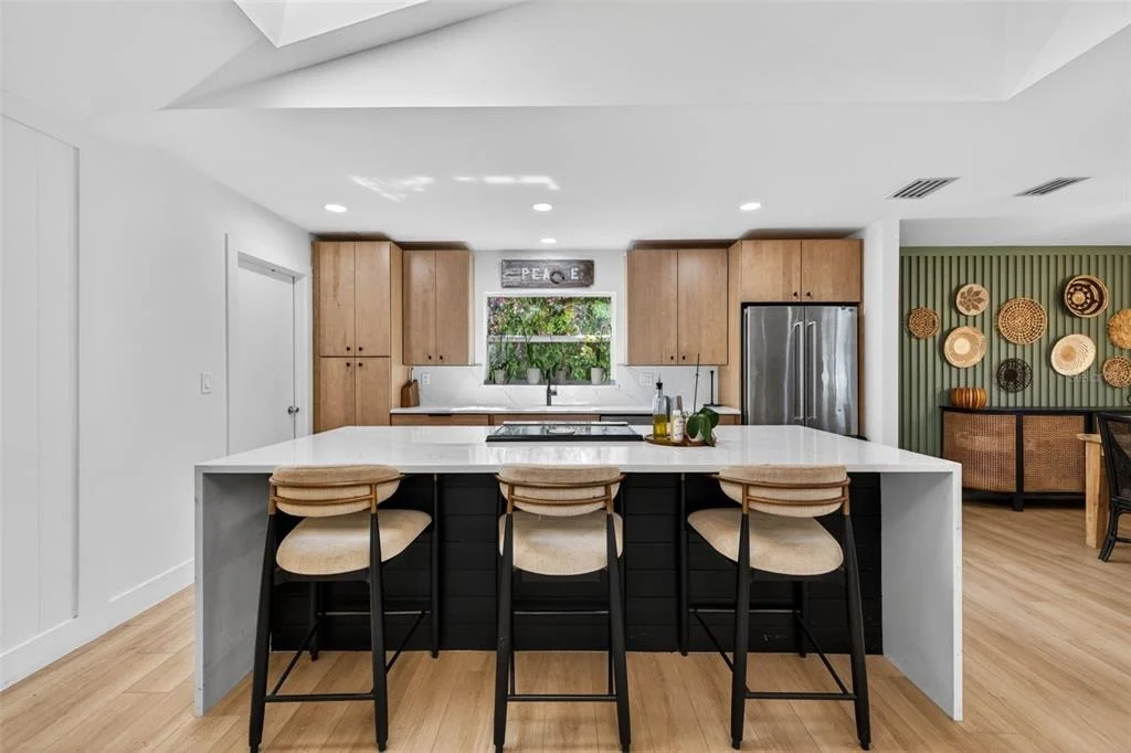 Photo of 8450 FLAGSTONE DRIVE