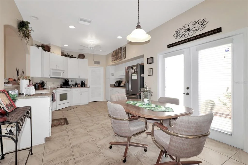 Photo of 20751 QUEEN ALEXANDRA DRIVE