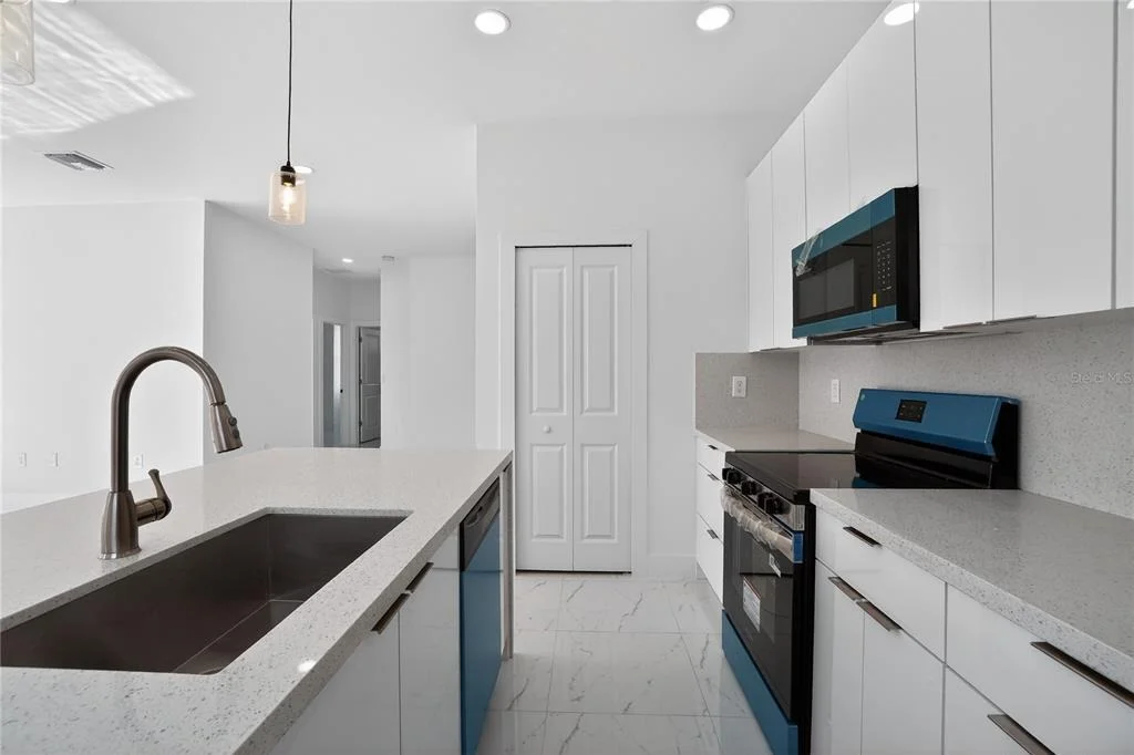 Photo of 336 SUNSET ROAD