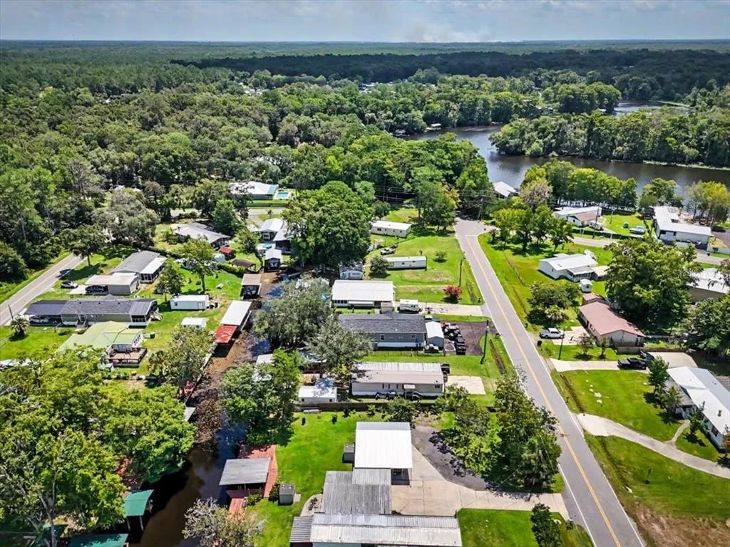 Photo of 104 EDGEWATER ROAD