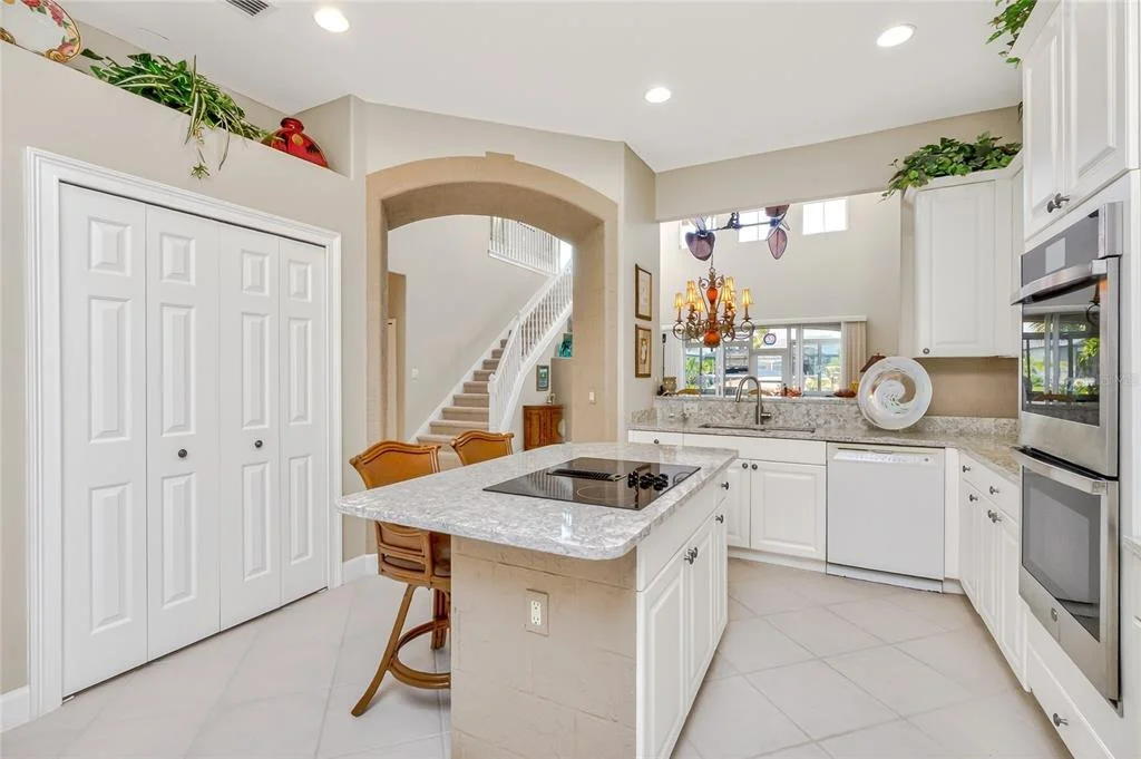 Photo of 3337 SUNSET KEY CIRCLE