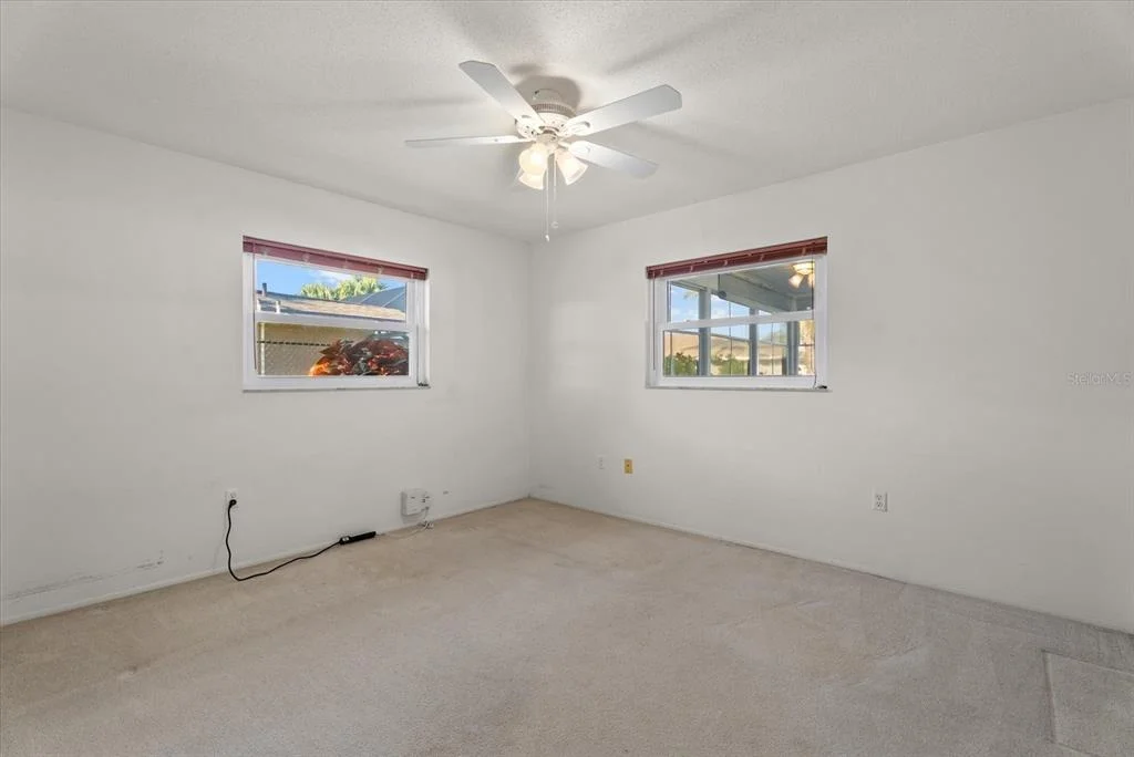 Photo of 1233 PINEBROOK WAY