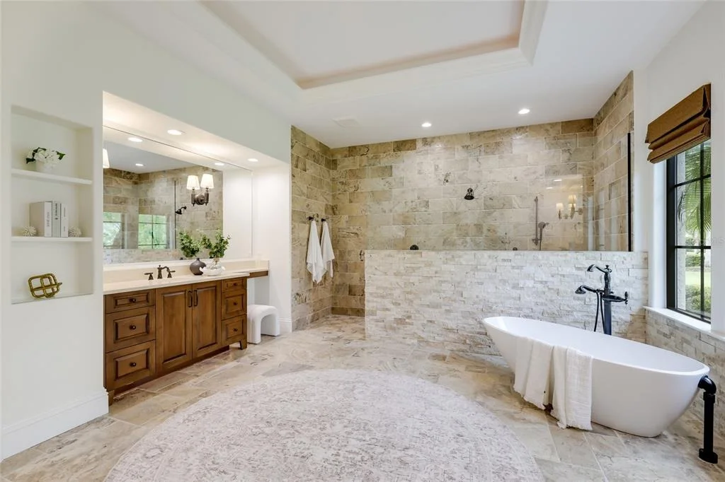 Photo of 8435 LINDRICK LANE