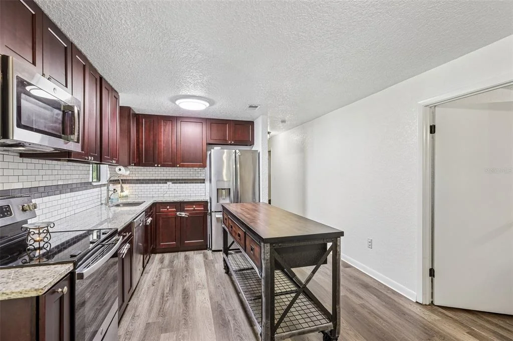 Photo of 212 DOGWOOD DRIVE