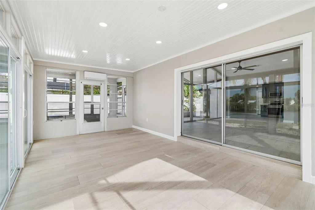 Photo of 729 SPANISH MAIN DRIVE