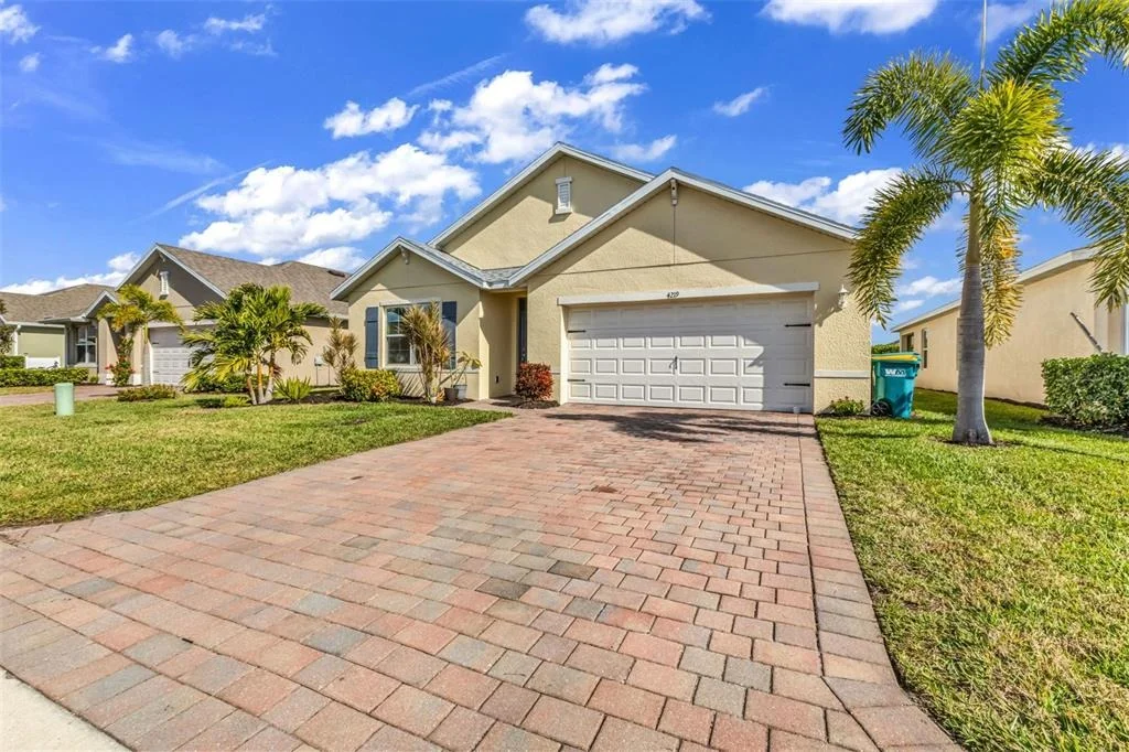 Photo of 4219 MANATEE LANE