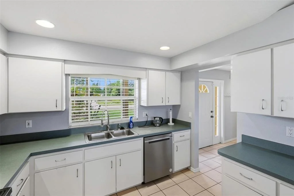 Photo of 9910 GULFSTREAM BOULEVARD