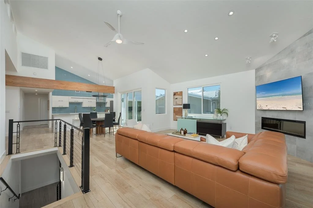 Photo of 4938 COMMONWEALTH DRIVE