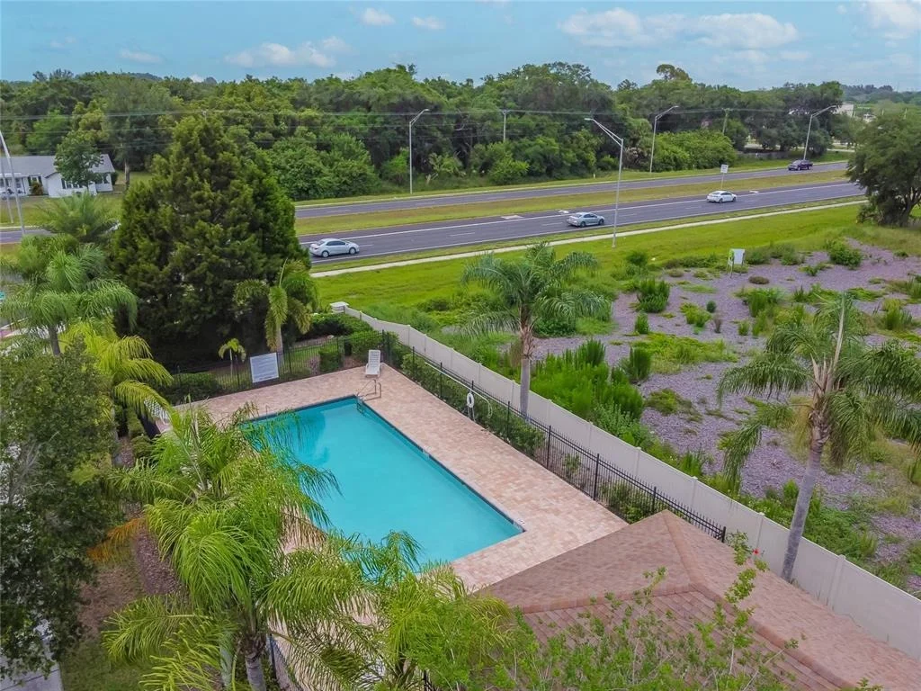 Photo of 915 WINDTON OAK DRIVE