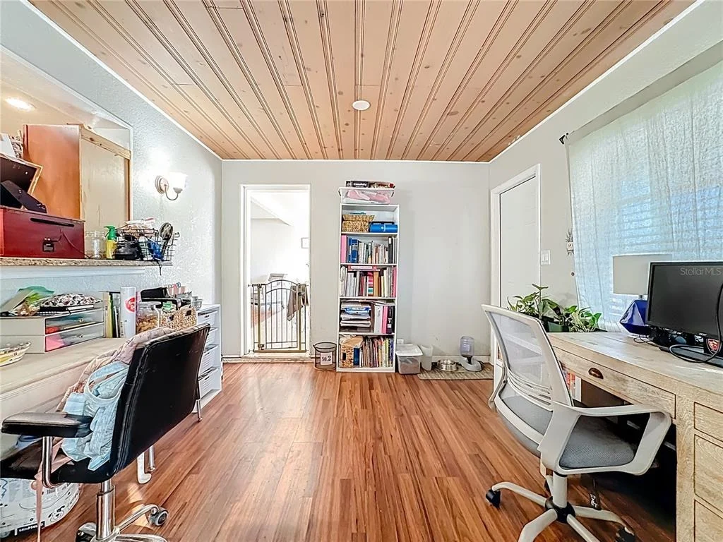 Photo of 1521 BANYAN DR.