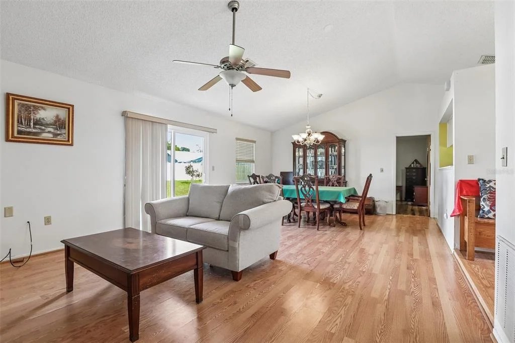 Photo of 3280 AMBASSADOR AVENUE