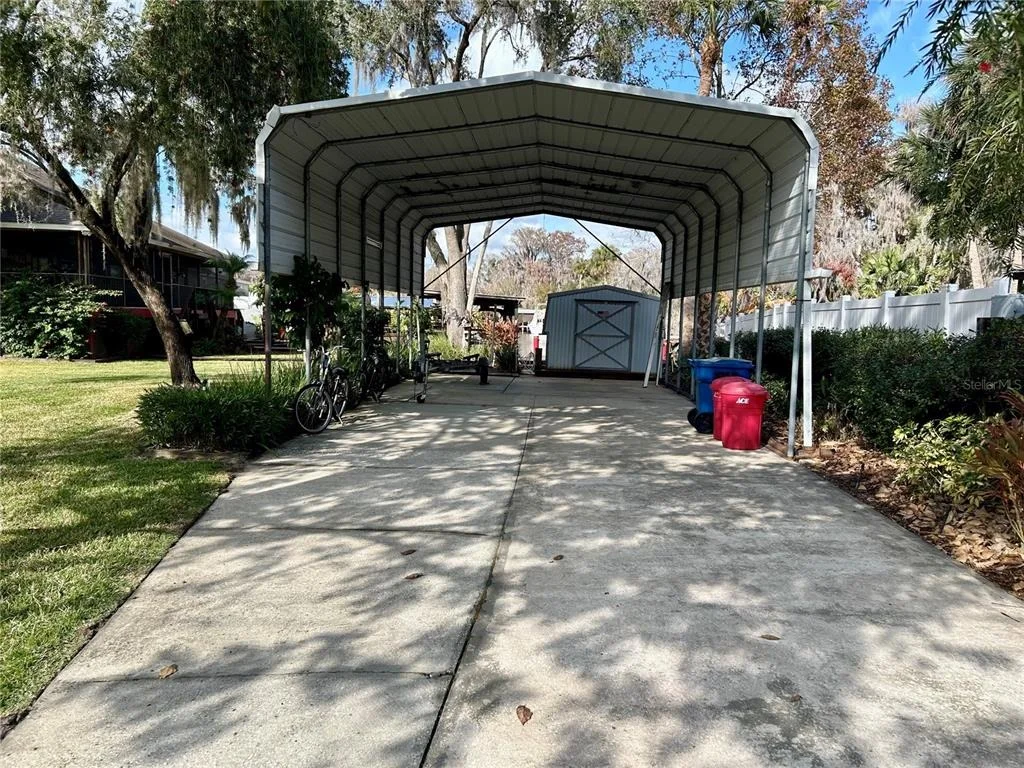 Photo of 55730 HOLIDAY  CIRCLE