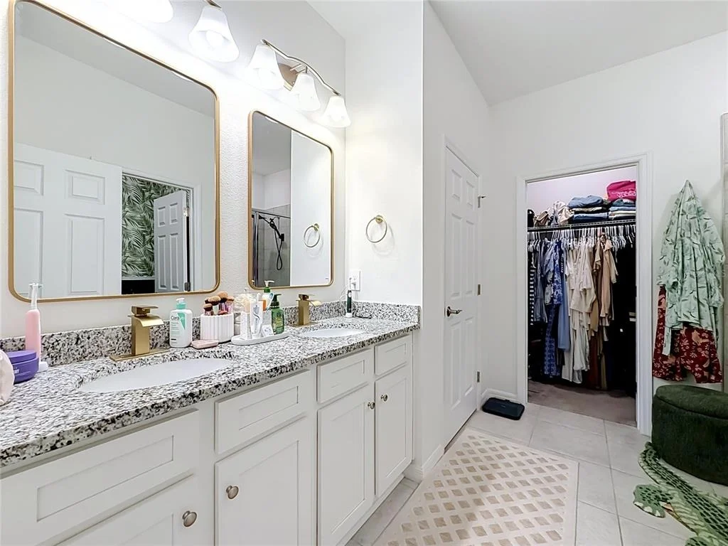 Photo of 3947 MAYHILL LOOP