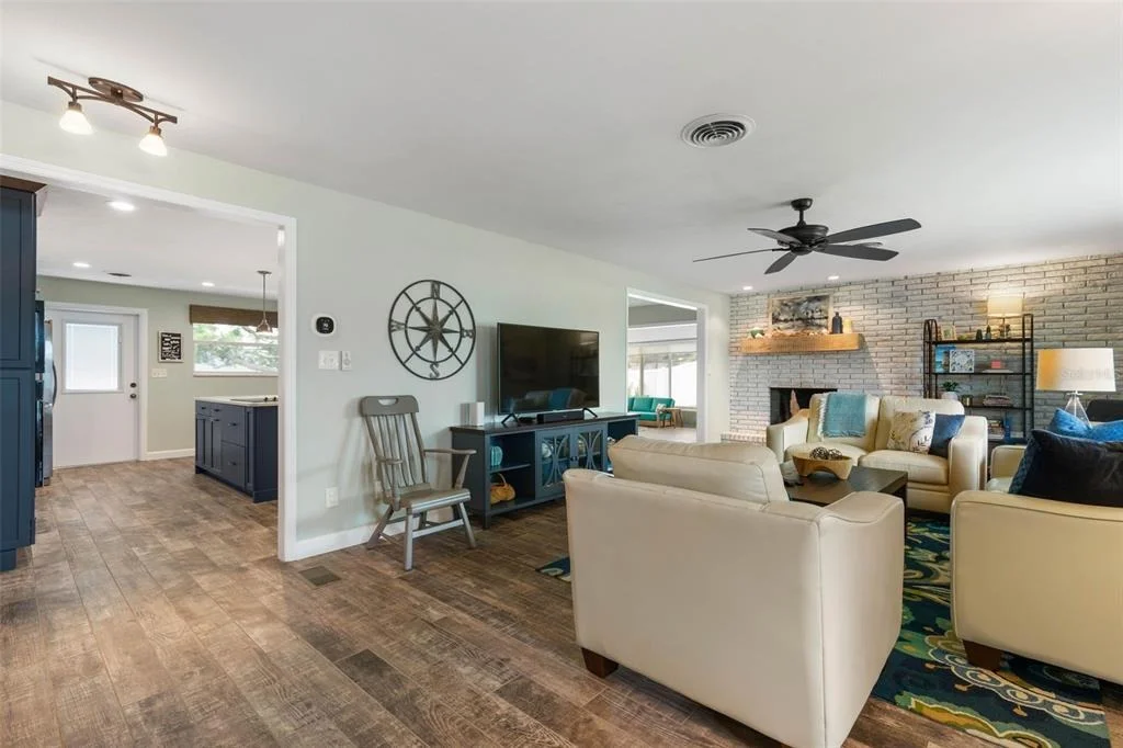 Photo of 76 BANYAN DRIVE