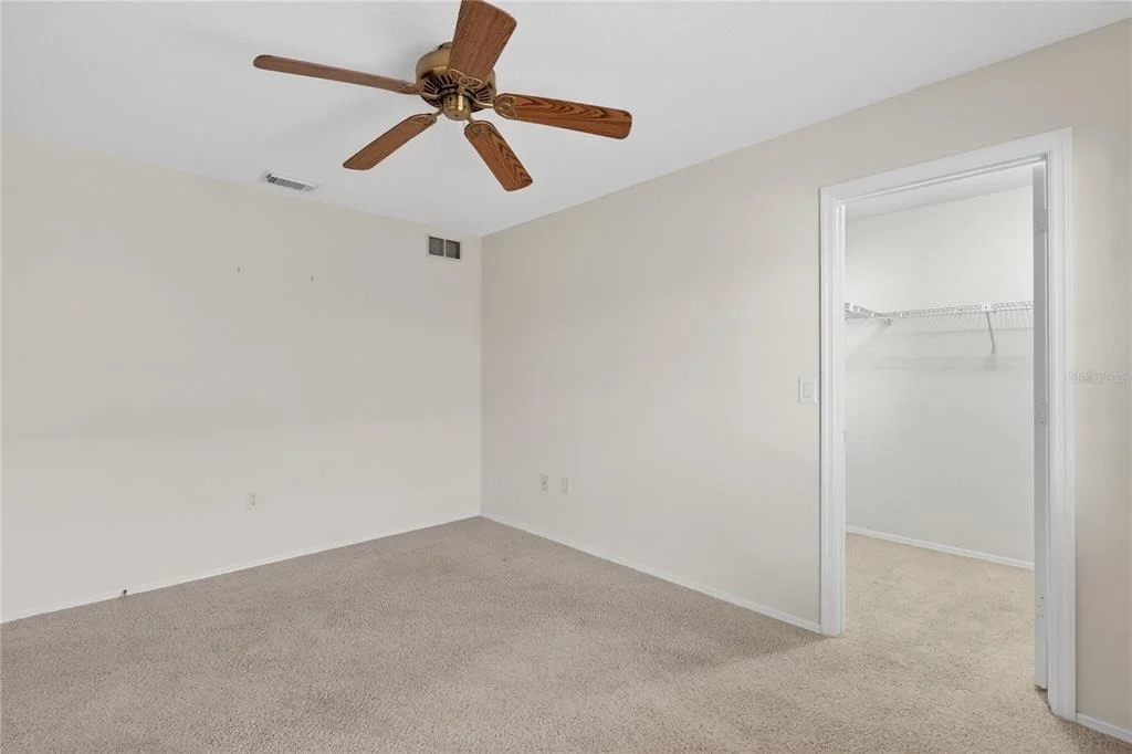 Photo of 5852 LINCOLN ROAD