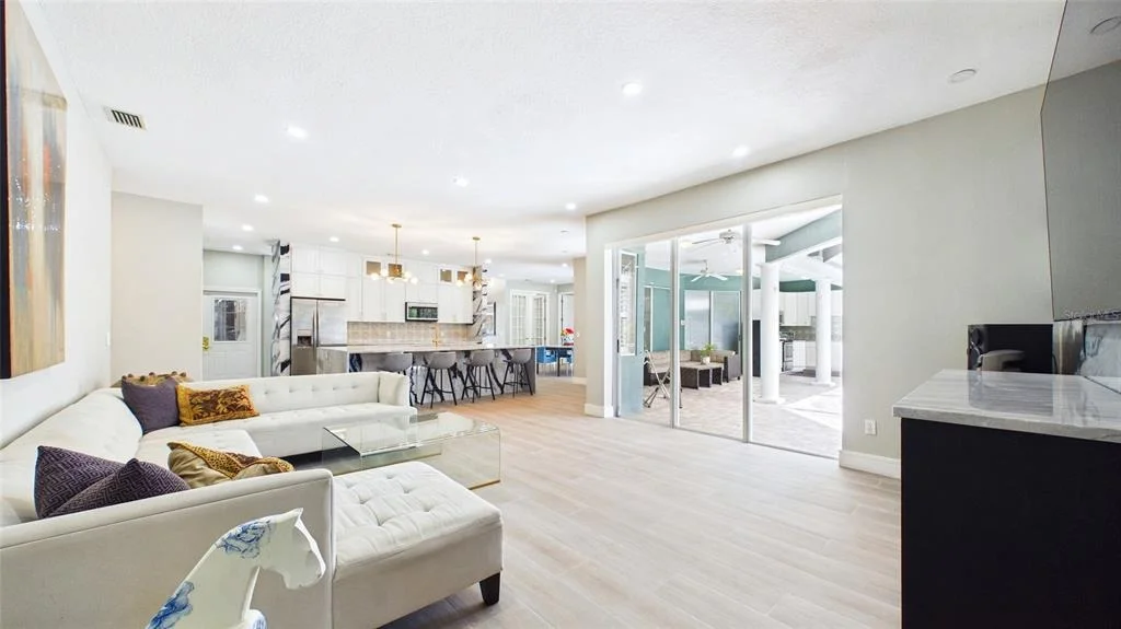 Photo of 7225 RIVER FOREST LANE