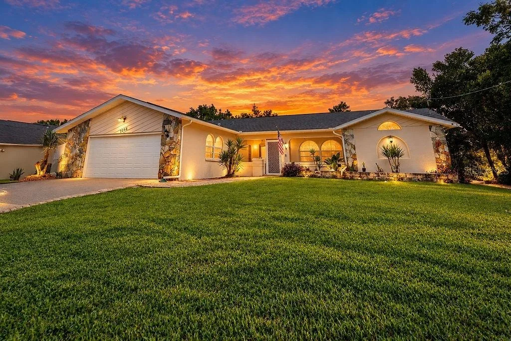 Photo of 2066 GOLD ROAD