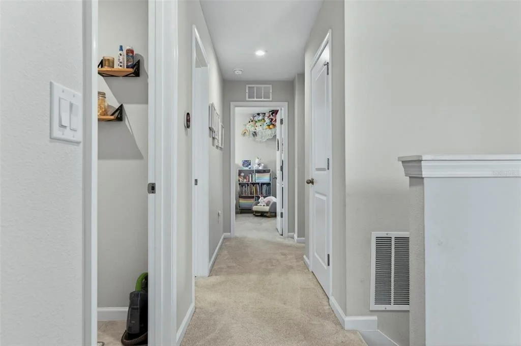 Photo of 381 CRESTWIND DRIVE