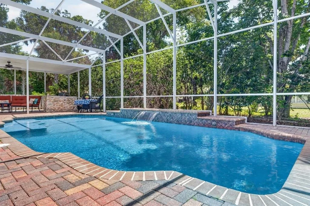 Photo of 941 GEORGE HECKER DRIVE