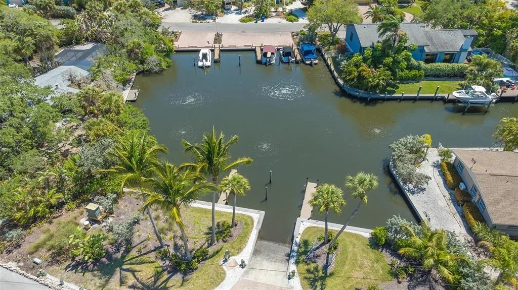 Photo of 619 BUTTONWOOD DRIVE