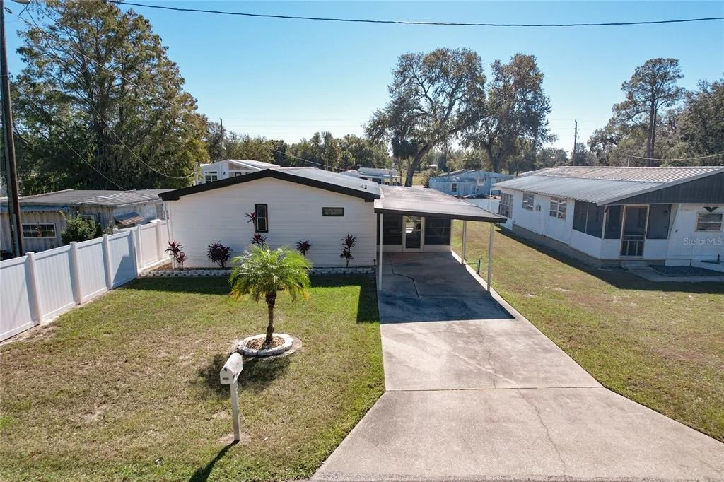 Photo of 13426 PALM DRIVE