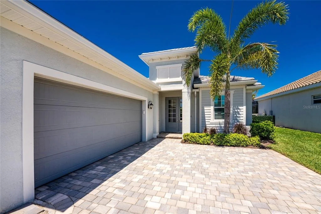 Photo of 25180 LONGMEADOW DRIVE