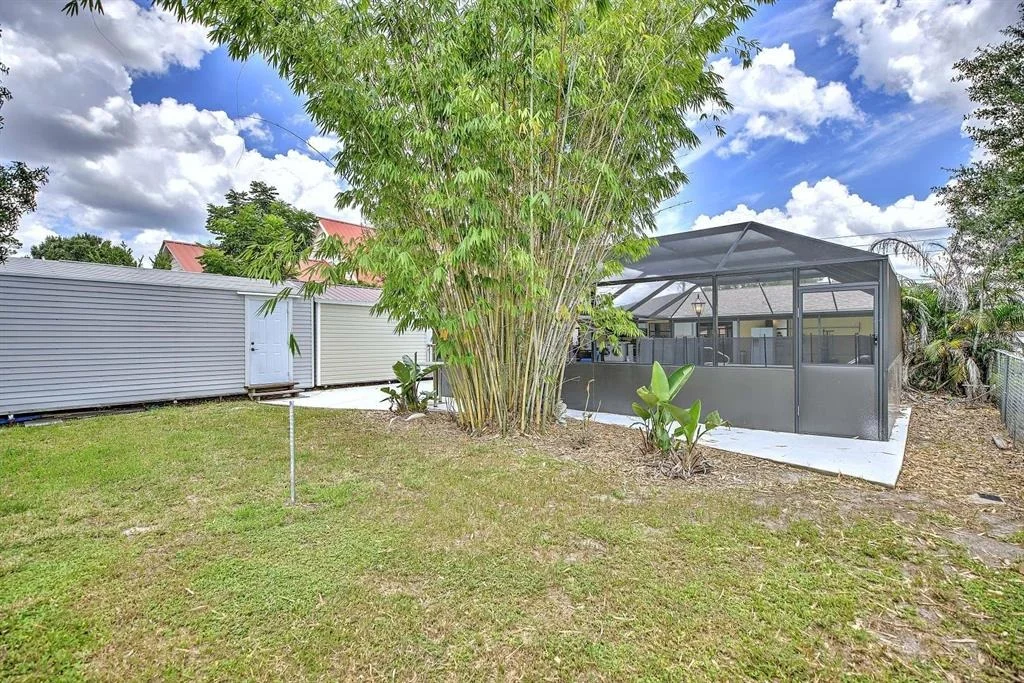 Photo of 4160 LAKEVIEW DRIVE