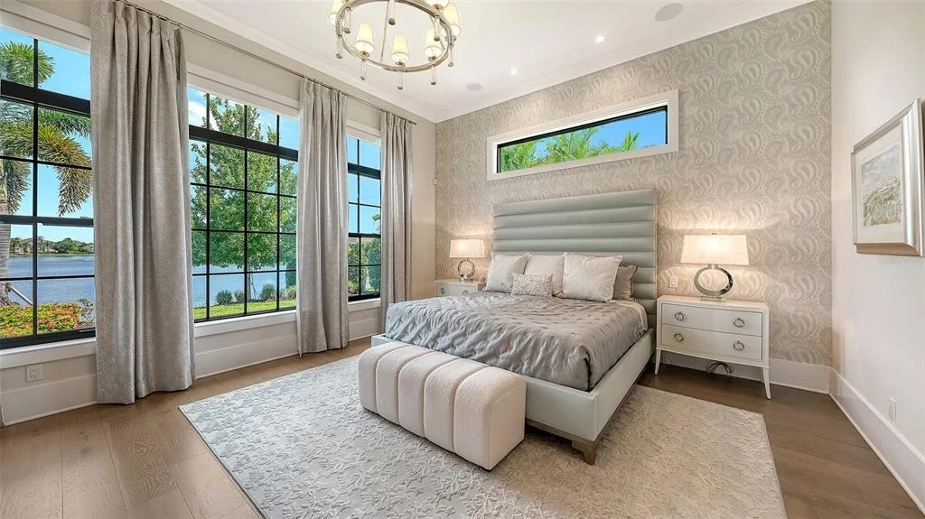 Photo of 8339 LUCERNE LOOP