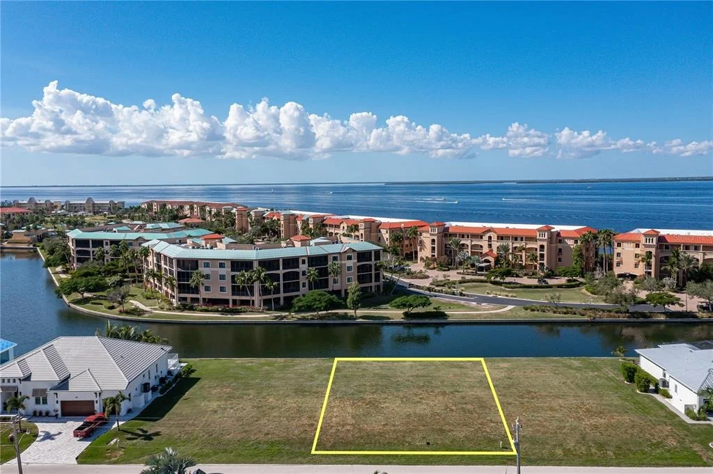 Photo of 83 COLONY POINT DRIVE