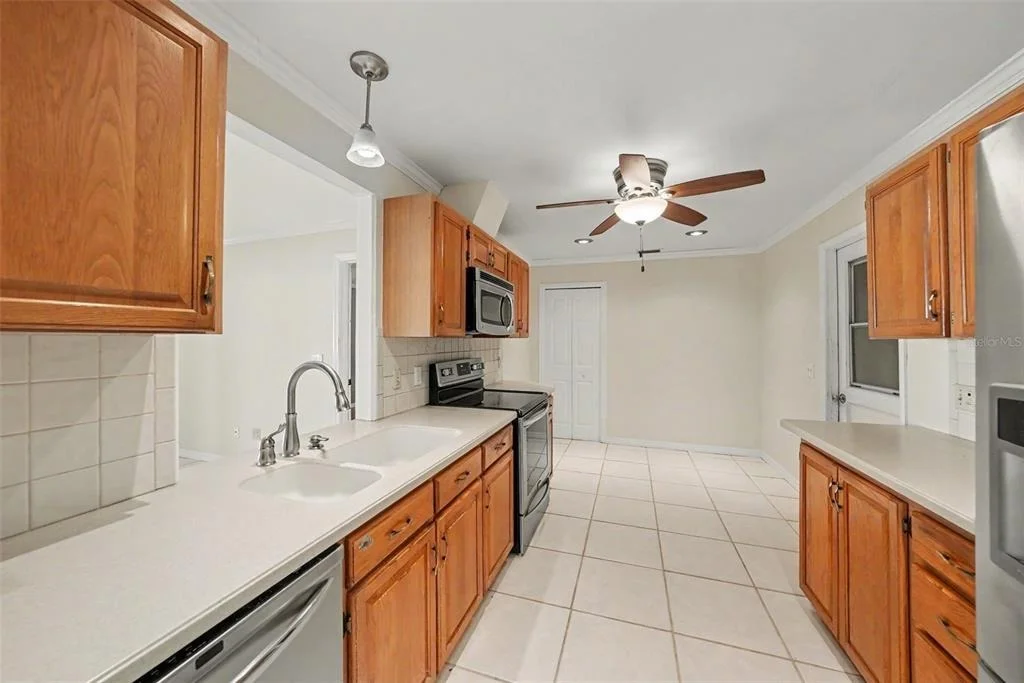 Photo of 14161 HETRICK CIRCLE N