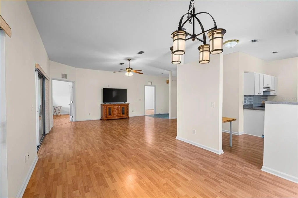 Photo of 1901 NW 50TH CIRCLE