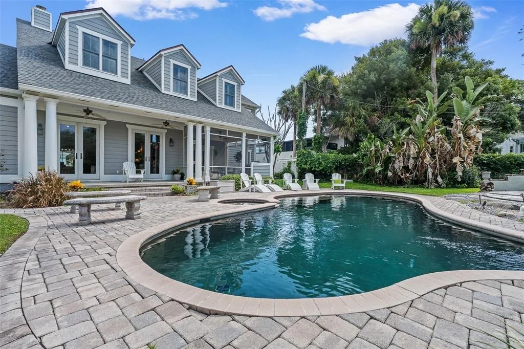 Photo of 2 HICKORY LANE