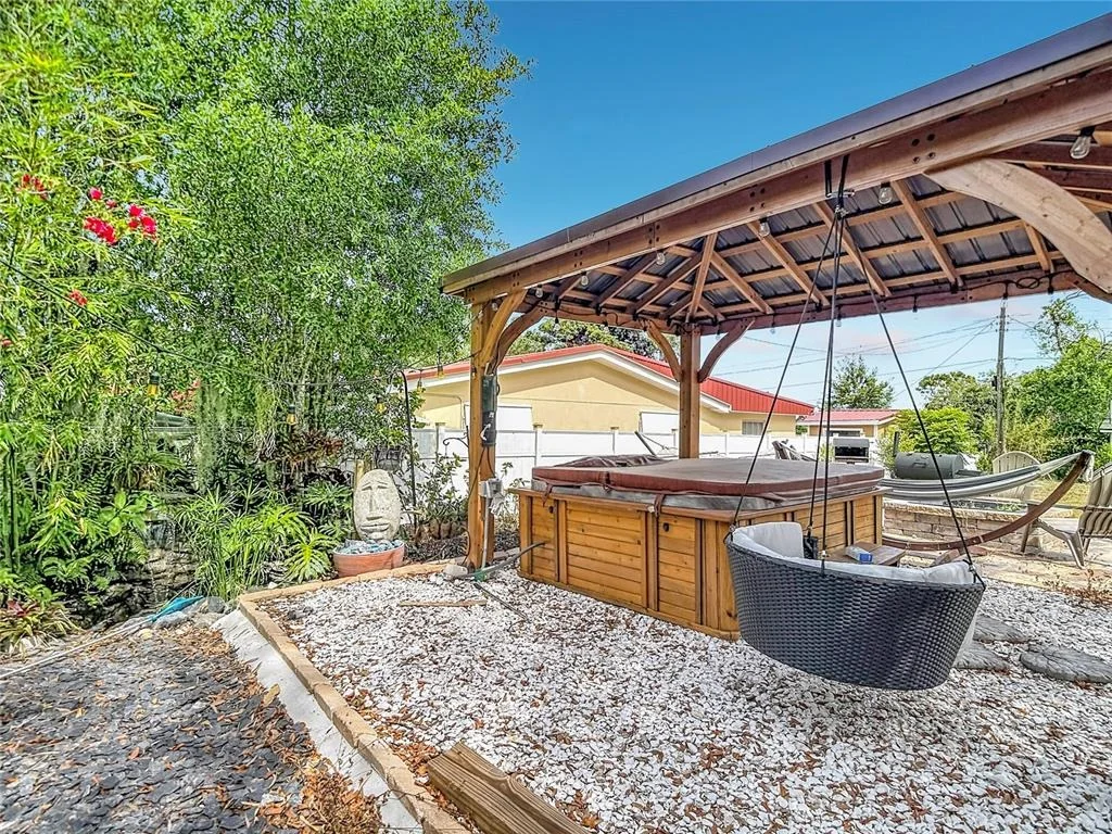 Photo of 5433 FRONT DRIVE