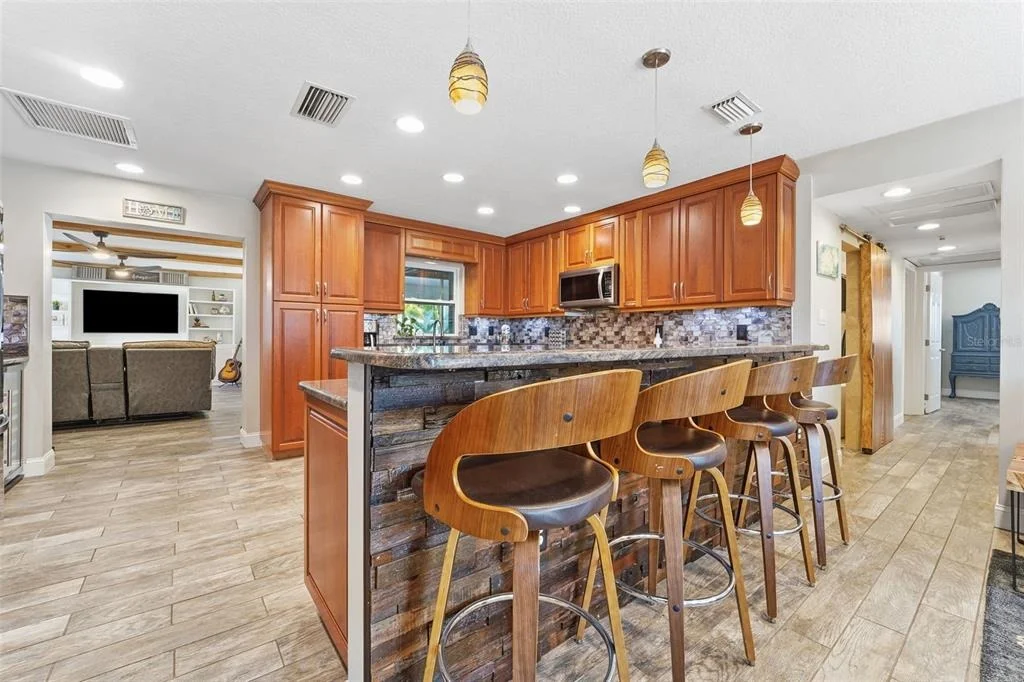 Photo of 3595 FLORAL DRIVE