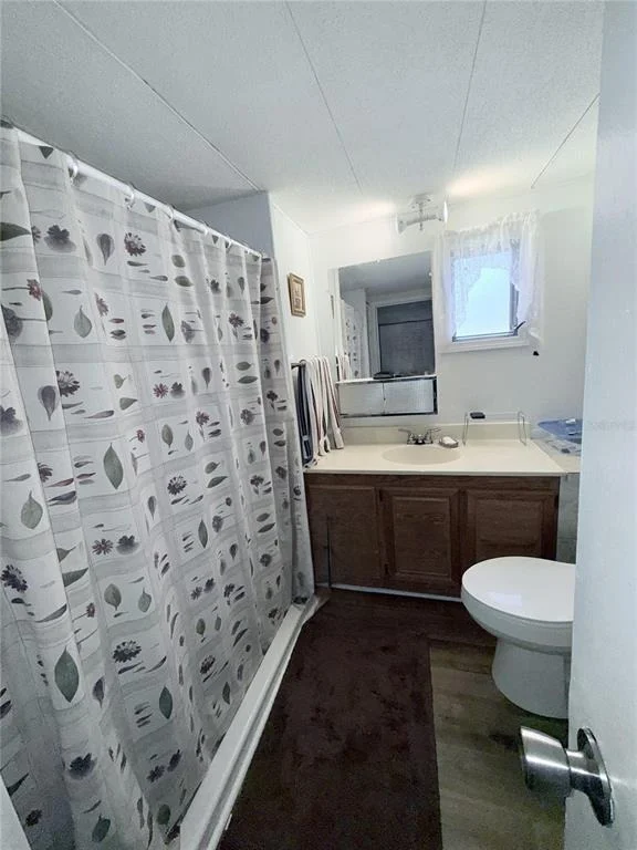 Photo of 1370 COUNTY DRIVE