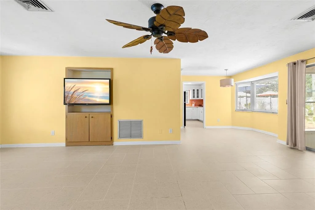 Photo of 1530 SANDY LANE