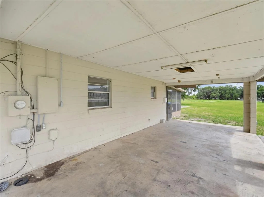 Photo of 2000 PARKWAY AVENUE