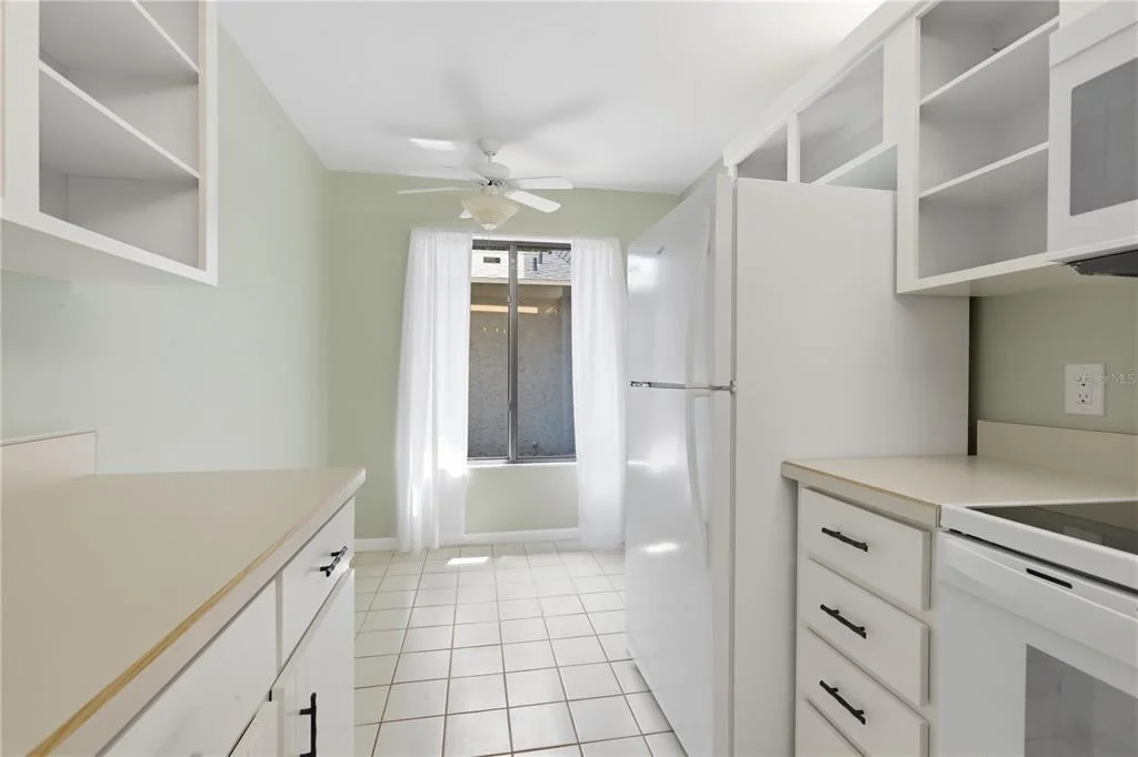 Photo of Unit 3 at 130 LIMEWOOD PLACE