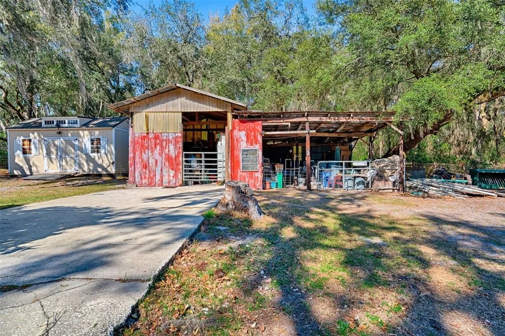 Photo of 1208 N COUNTY ROAD 315