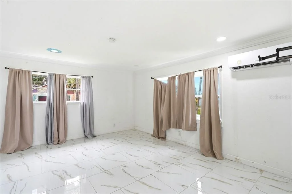 Photo of 5202 RIVERSIDE DRIVE