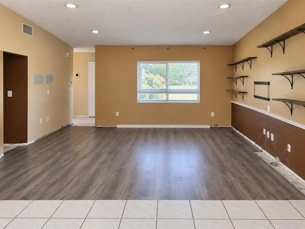 Photo of 4723 BUSTI DRIVE