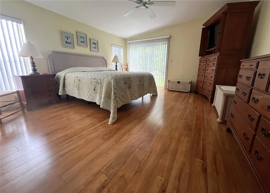 Photo of 817 S GREEN CIRCLE