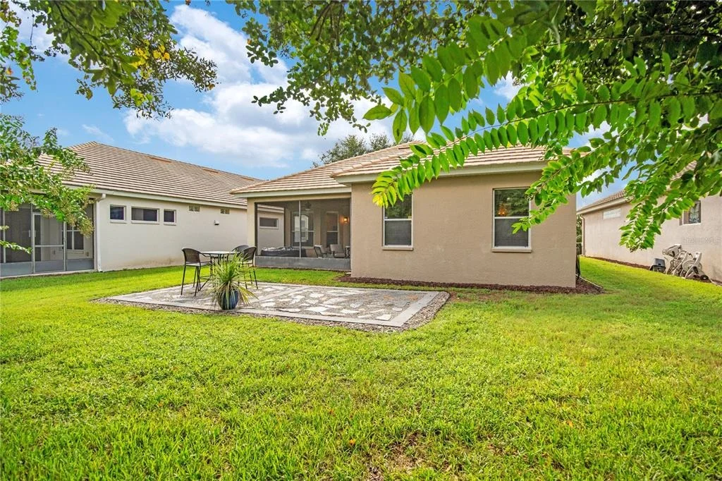 Photo of 526 NEWHALL LANE