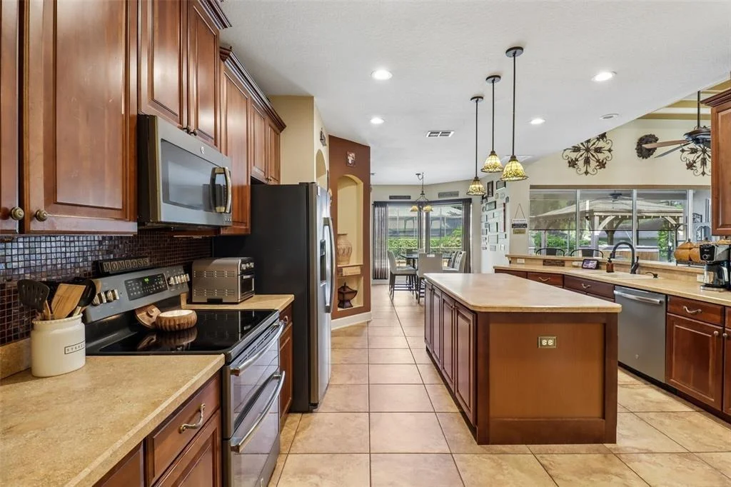 Photo of 2947 CEDAR CREST DRIVE