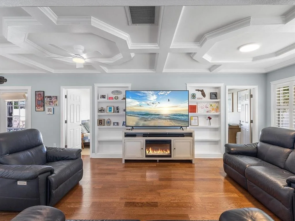 Photo of 118 LIVE OAK LANE