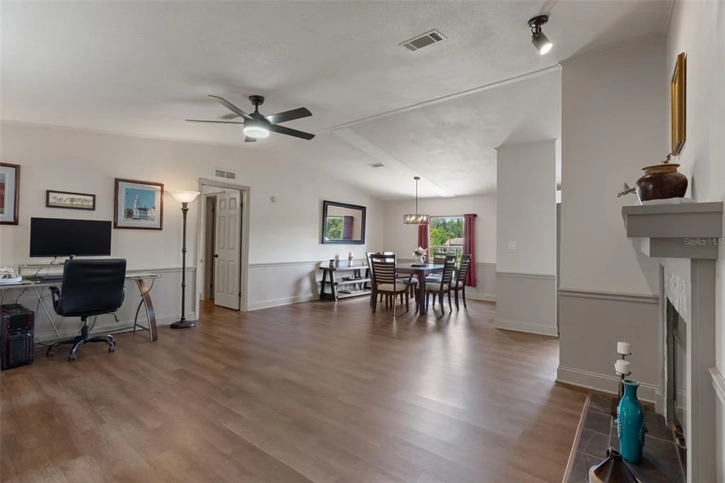 Photo of 26255 LAMBETH ROAD