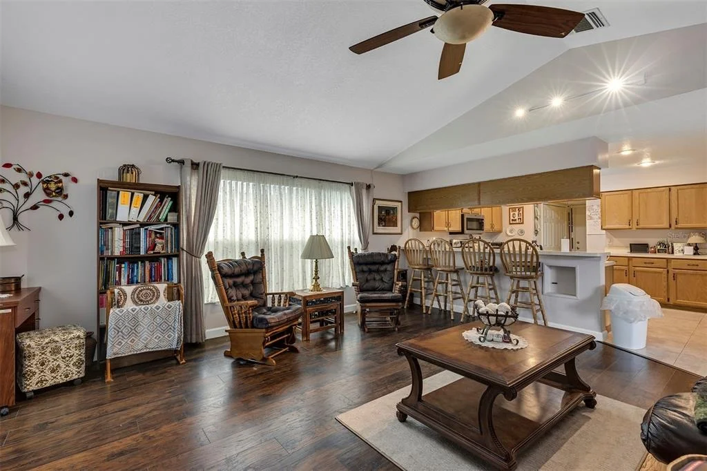 Photo of 406 STERLING LAKE DR
