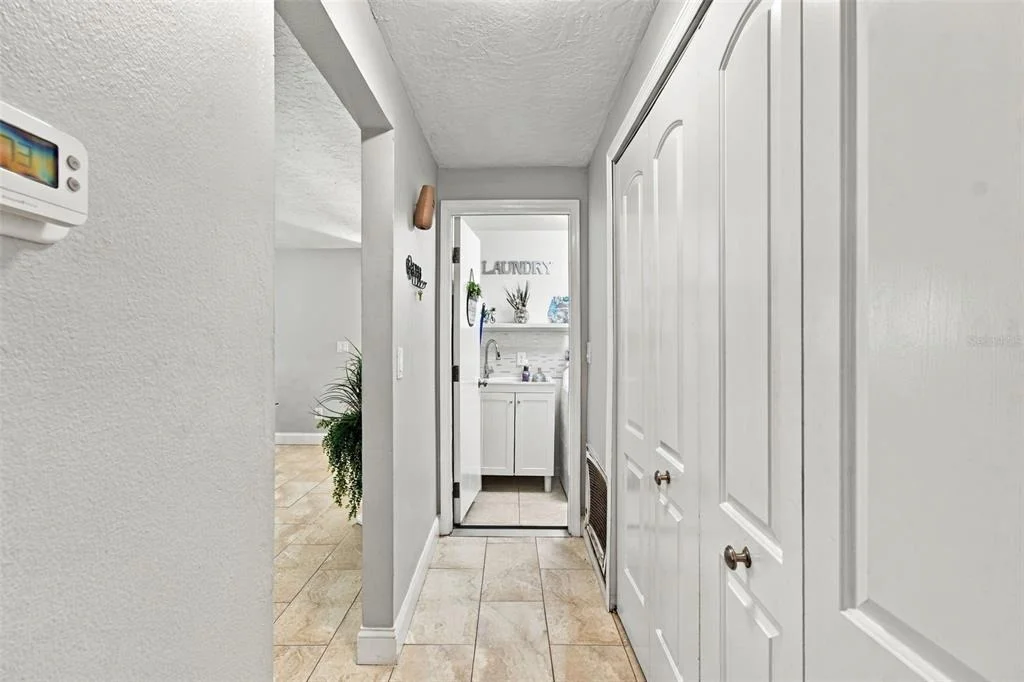 Photo of 1325 OAKCREST DRIVE
