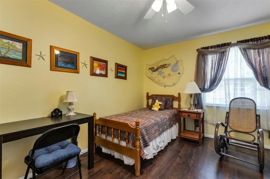 Photo of 406 STERLING LAKE DR