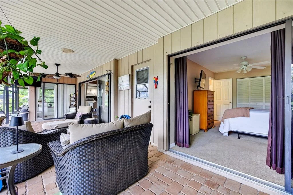 Photo of 25454 PALISADE ROAD